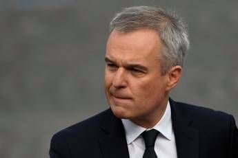 Scandalo aragoste, ministro francese si dimette Scandalo aragoste, ministro francese si dimette